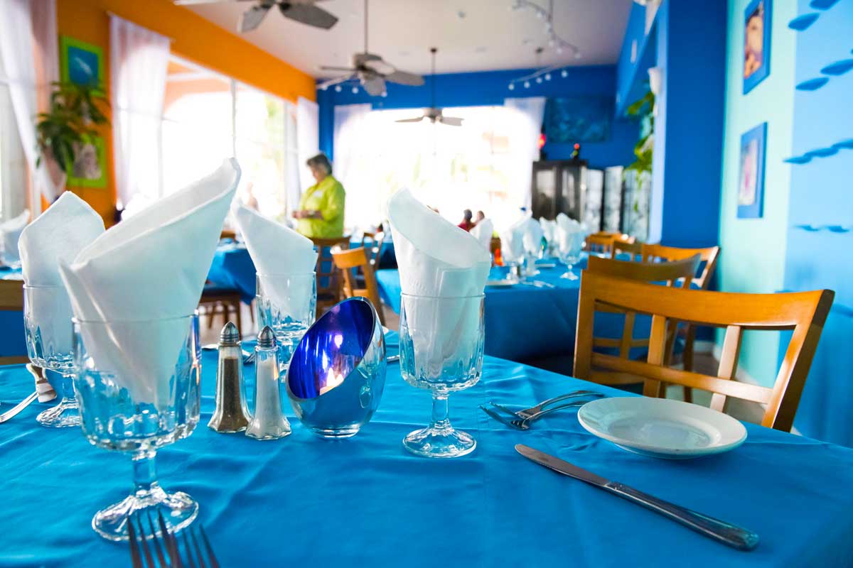 David's Deep Blue Restaurant & Bar | Cityplugged Cayman